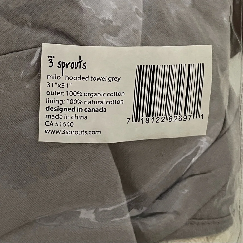 NWT - 3 Sprouts Organic Hooded Gray Monkey Towel Size 31”x31”